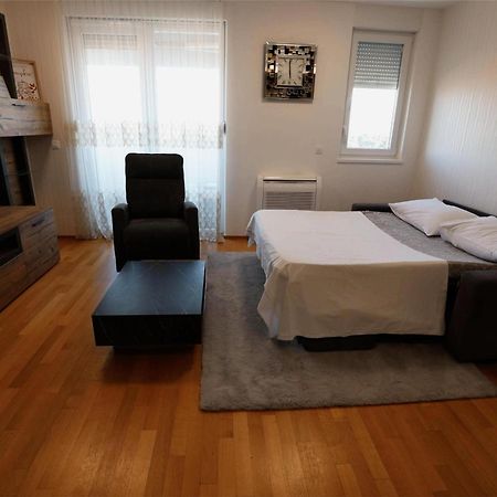 Vista Zadar Apartment ภายนอก รูปภาพ
