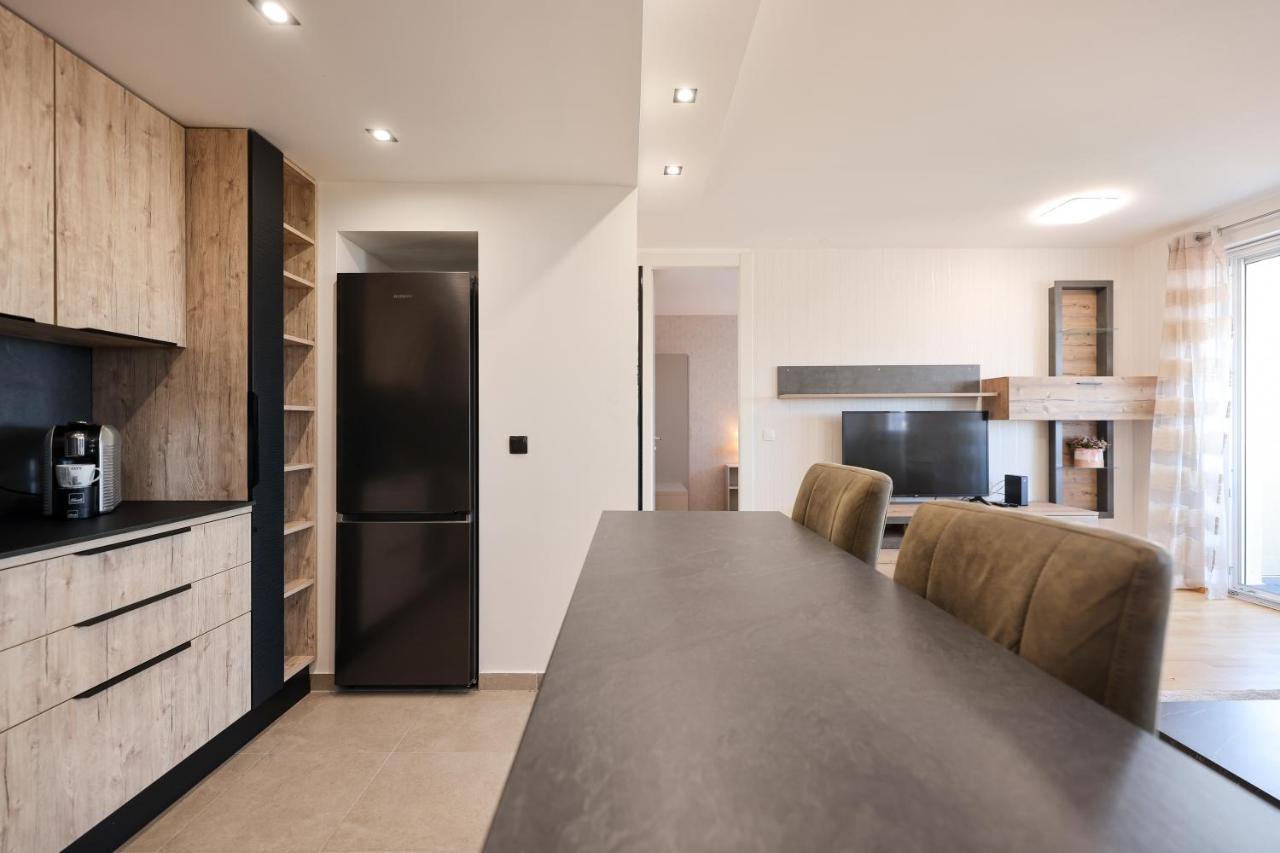 Vista Zadar Apartment ภายนอก รูปภาพ